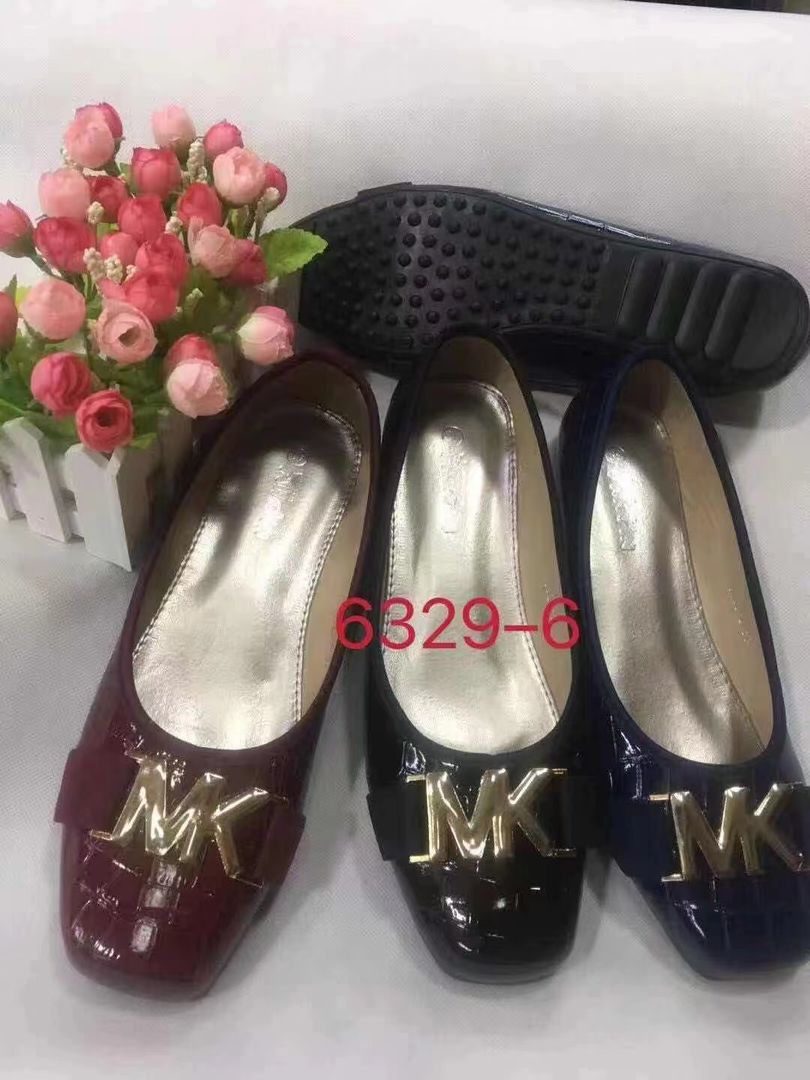 Ladies Shoe